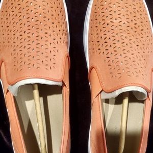 Vionic Kani shoes, Coral